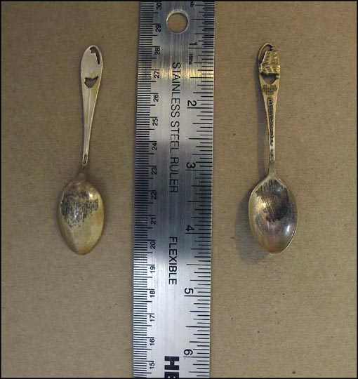 Cut Out My Old Kentucky Home, Bardstown, Kentucky Souvenir Spoon MAIN