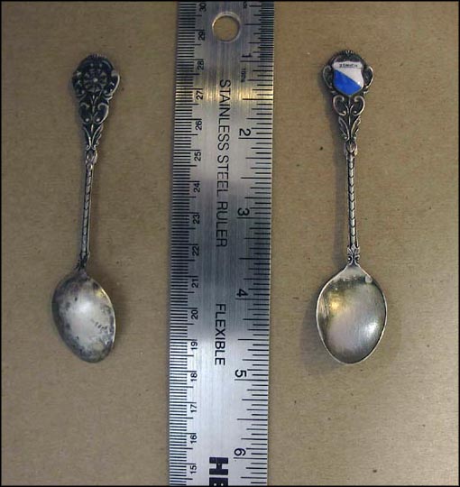 Enameled Crest, Zurich, Switzerland Souvenir Spoon MAIN