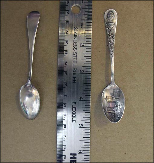 Old Watch Tower Fort Marion, Entrance Gate Souvenir Spoon MAIN