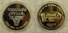 Chicago Bulls - 1998 NBA Champions - gold plated' Art Bar. THUMBNAIL