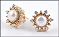 Pearl Earrings in Yellow Gold THUMBNAIL