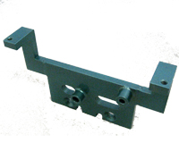 Mfg, 6 Shooter, Latch Plate MAIN