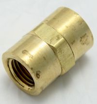 Brass Coupling 1/4" Female Pipe Thread MAIN