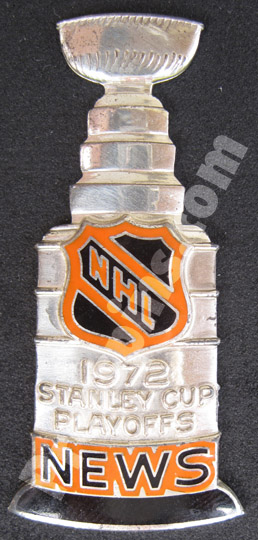 1972 NHL Stanley Cup Press Pin MAIN
