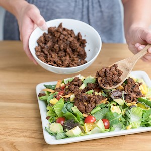 neat-italian-meat-mix-beef-crumbles-salad SWATCH