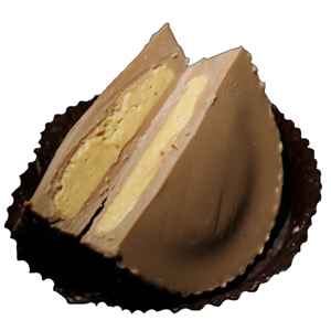 Milk Chocolate Peanut Butter Cup (2oz) MAIN