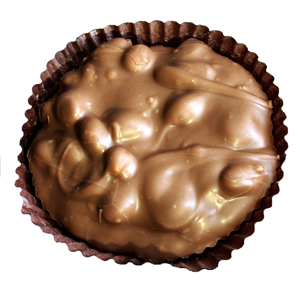 Milk Chocolate Peanut Cup (2oz) MAIN