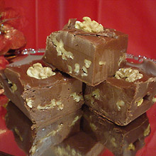 Chocolate Walnut Fudge 16 oz THUMBNAIL