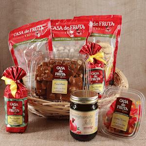 HOLIDAY CHEER BASKET MAIN