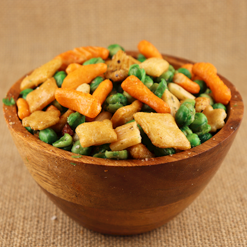 BULK RICE CRACKERS  WITH PEAS MIX LARGE