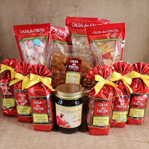 WHOLE LOTTA LOVE BASKET MAIN