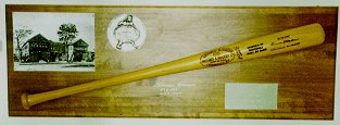 1984 Hall of Fame Louisville Slugger Induction Award MAIN