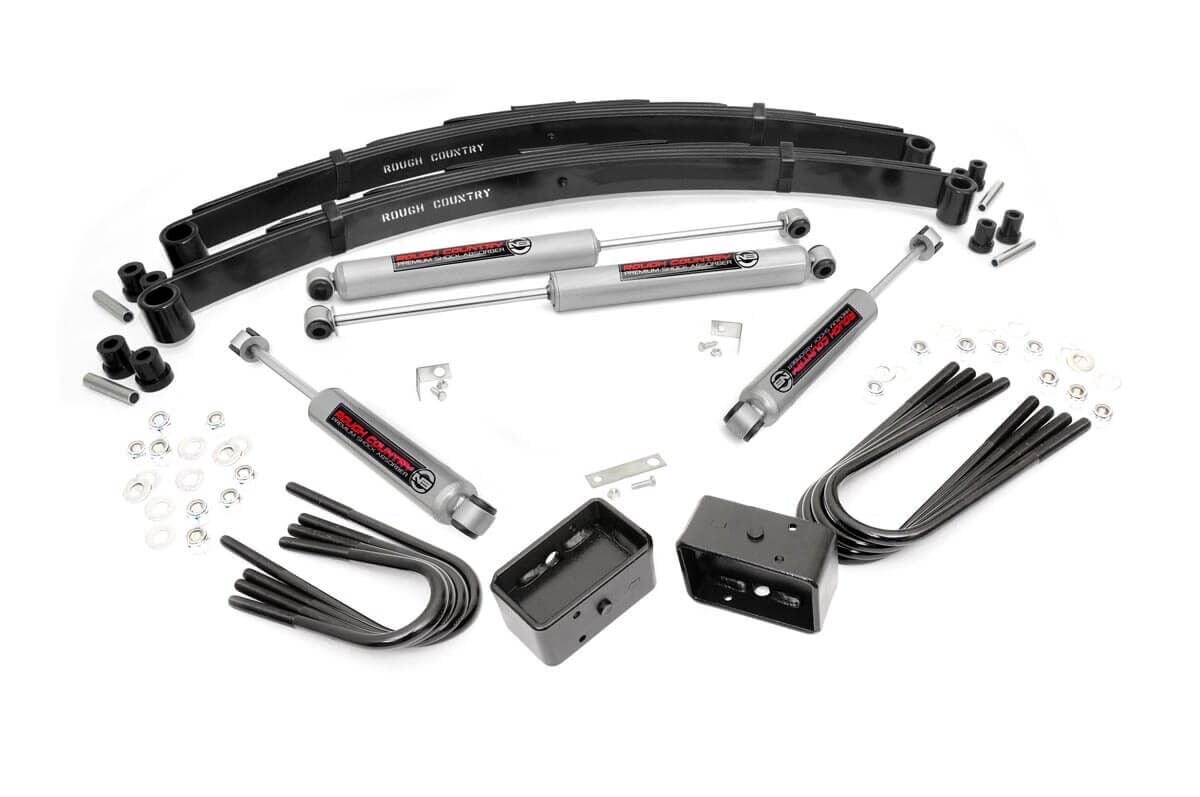 Fat Bob's Garage, Rough Country Part #135.2, Chevy/GMC Pickup/Blazer/Jimmy/Suburban 2" Suspension Lift Kit 4WD 1977-1987 MAIN