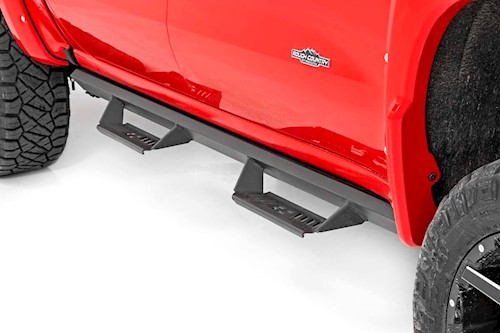 Rough Country Dodge Cab-Length AL2 Drop Steps (19-20 for RAM 1500 | Crew Cab) LARGE