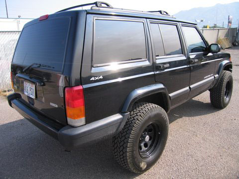 Jeep Cherokee XJ 3