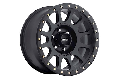 Rough Country Method | MR305 | Matte Black | 17x8.5 | 6x5.5 | +0 MR30578560500 LARGE