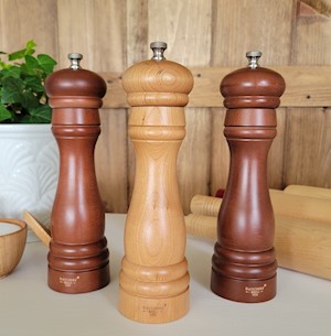 Pepper & Salt Mills & Shakers