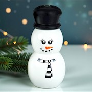 Snowfriend Saltshaker THUMBNAIL