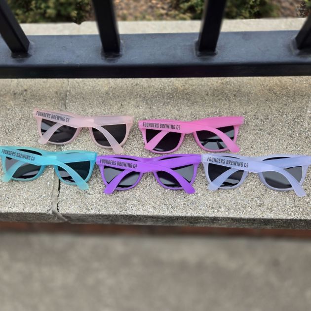 Sunglasses - Color Changing LARGE