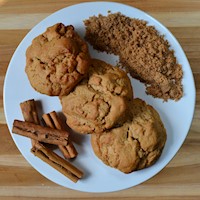 Tin of Brown Sugar Cinnamon Scones for Shipment THUMBNAIL