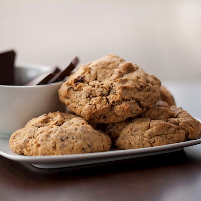 Hazelnut Creme Chocolate Chip Tin for Shipment MAIN