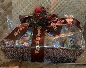 Kauai Variety Mega Gift Basket MAIN