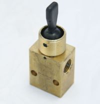 Valve, Humphrey, 4-Way Toggle 3-Position Spring Return. MAIN