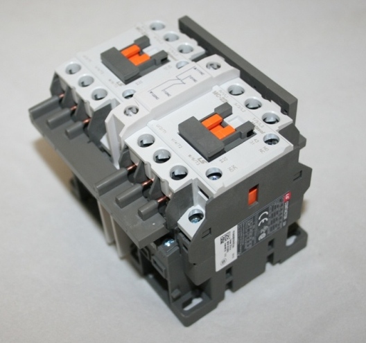 LSIS MC22BRAC12022S REVERSING CONTACTOR ASSEMBLED LARGE