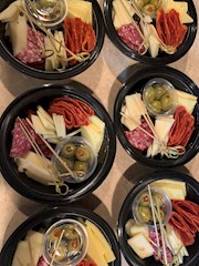 Small Cheese & Charcuterie To-Go LARGE