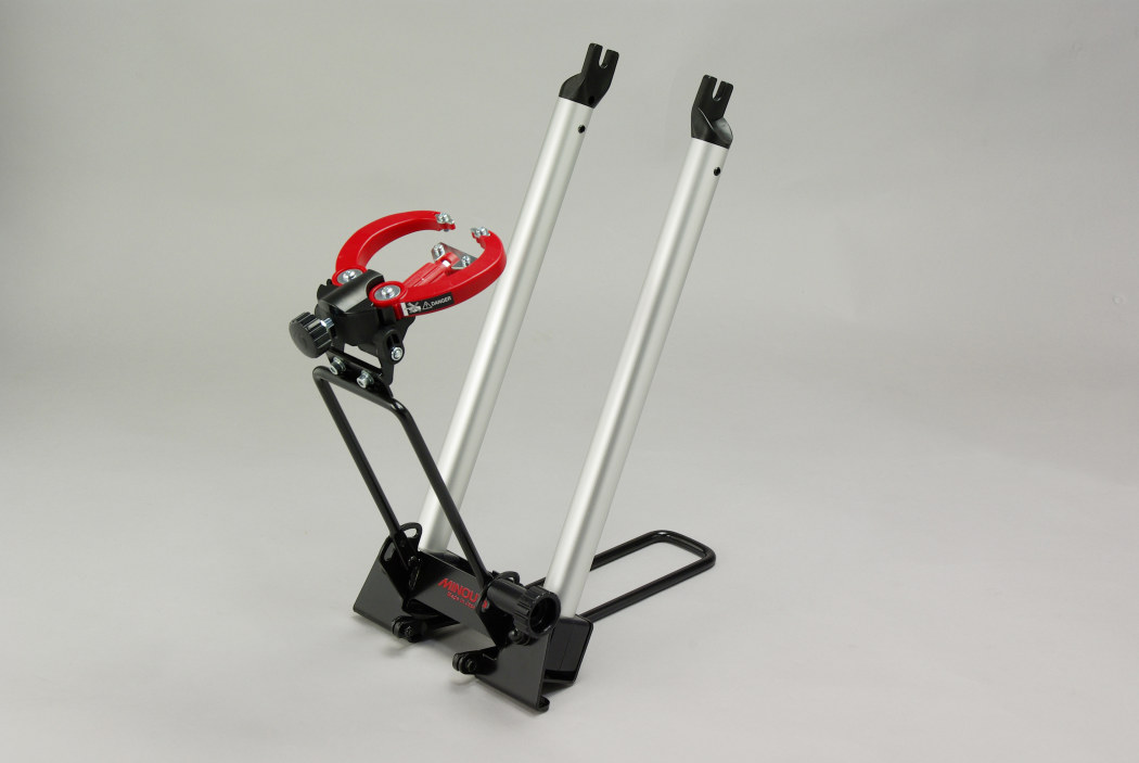 Minoura | True-Base Wheel Truing Stand SWATCH