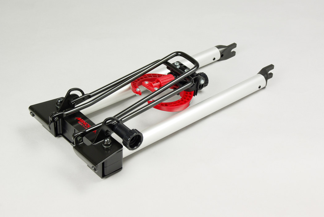 Minoura | True-Base Wheel Truing Stand SWATCH