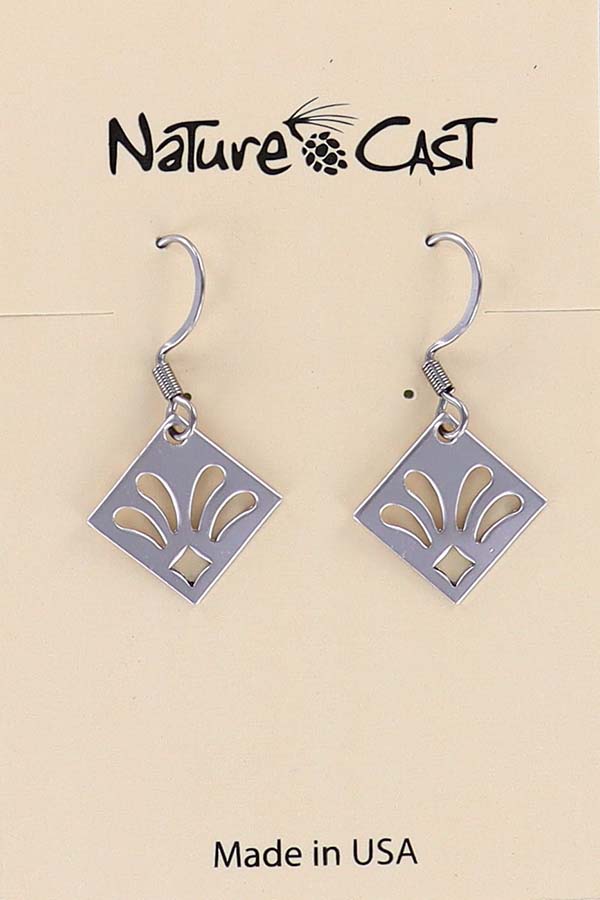 21110 Earring dangle diamond shape with cut outs MAIN