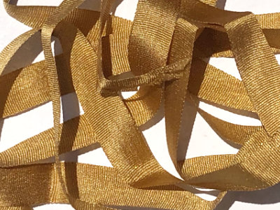 YLI Silk Ribbon, 7mm — 052 (brown gold) MAIN