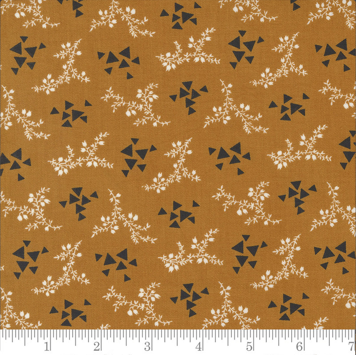 Moda - Rustic Gatherings - Triangle Toss 49202-13 Amber MAIN