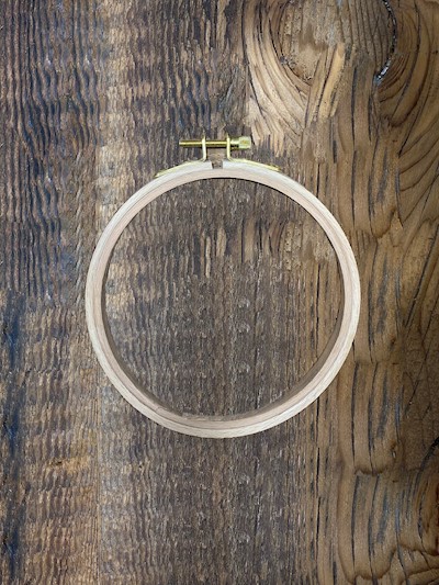 Embroidery Hoop – round, wood 5" LARGE