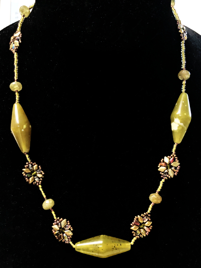 Olivine Necklace MAIN