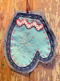 Ornaments - Denim & Felt Mitten Lt Blue THUMBNAIL