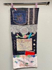 Crazy Legs Wall-pockets "Vintage Roses & Lace" THUMBNAIL