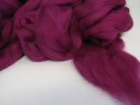 Merino Wool Roving – Fuchsia THUMBNAIL