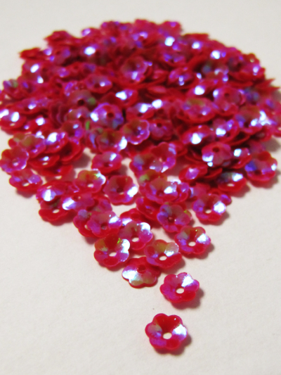 5mm Flower Sequins — Cerise MAIN