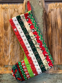 Christmas Stocking - Quilted Strips small THUMBNAIL