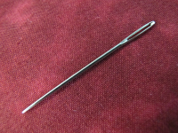 Tapestry Needle - size 18 THUMBNAIL