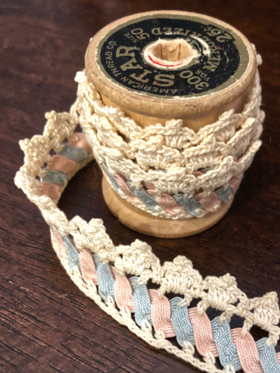Vintage Lace Trim on "American Thread Co – STAR" Spool – 21 inches MAIN