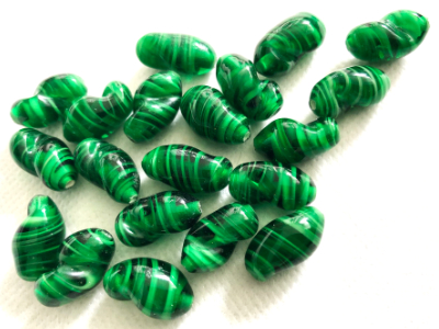 Green Swirl Glass Vintage Beads MAIN