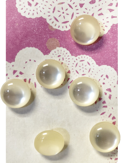 VINTAGE Cream-Colored Pearlescent Buttons on Pink and White Card MAIN