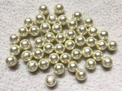 Swarovski Glass Pearls Ivory 10mm, 46 beads MAIN