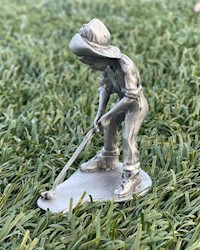 Pewter Putter Boy THUMBNAIL