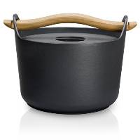 Cast Iron Casserole~Timo Sarpaneva THUMBNAIL