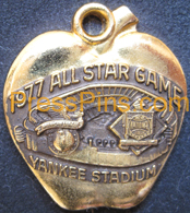 1977 New York All-Star Press Pin MAIN