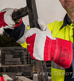 A220 - Premium Chrome Rigger Glove Red SWATCH